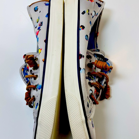 Sperry Top Sider Light Silver with Colorful Beach Umbrellas STS91568 - Picture 6 of 12